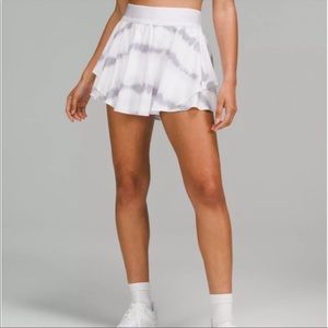 Lululemon court rival skirt size 8